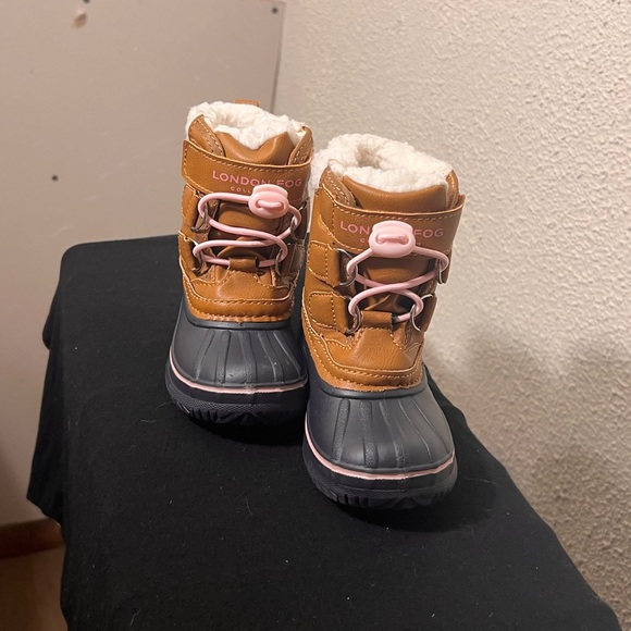 London Fog Brown and Gray Kids' Boots - Picture 2 of 3